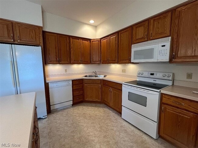 Building Photo - 6456 S Rim Cir