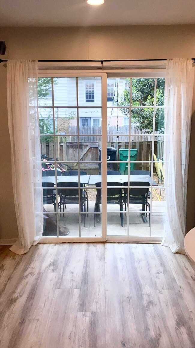 Photo - 33 County Ct Townhome