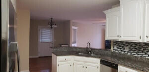 Foto del edificio - 3542 Beacon Dr