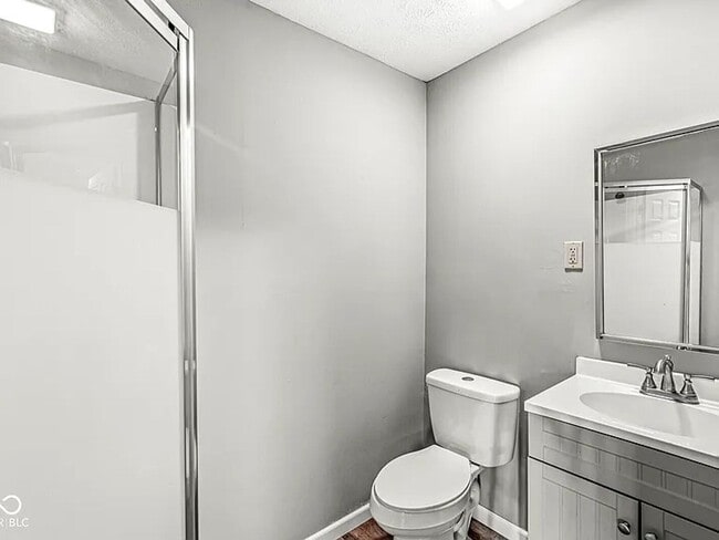 Photo - 841 Birch Ave Apartment