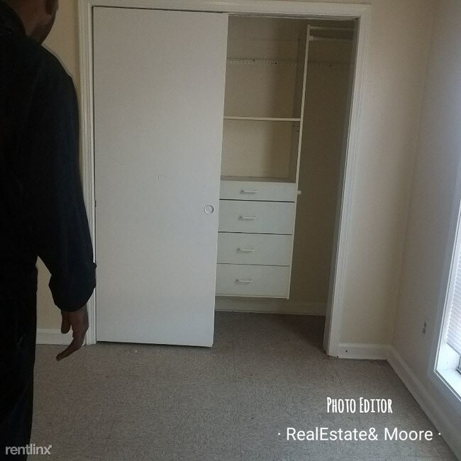 Foto del edificio - 4357 Double Tree Rd