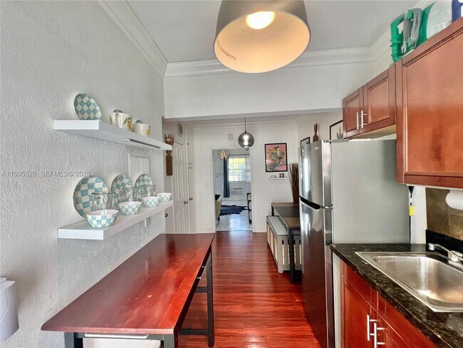 Foto del edificio - 330 74th St
