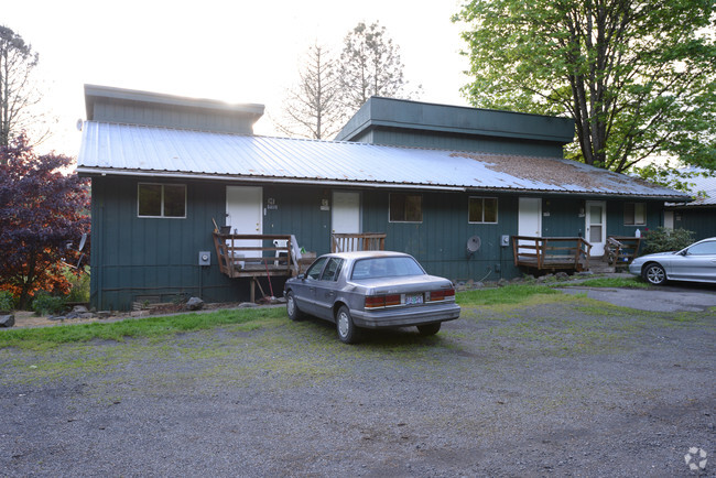Foto del edificio - 61333 Barger Rd