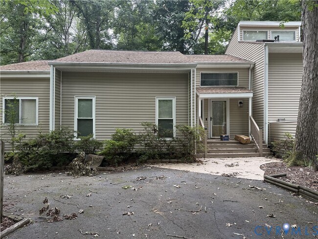 Foto del edificio - 3901 McTyres Cove Ct
