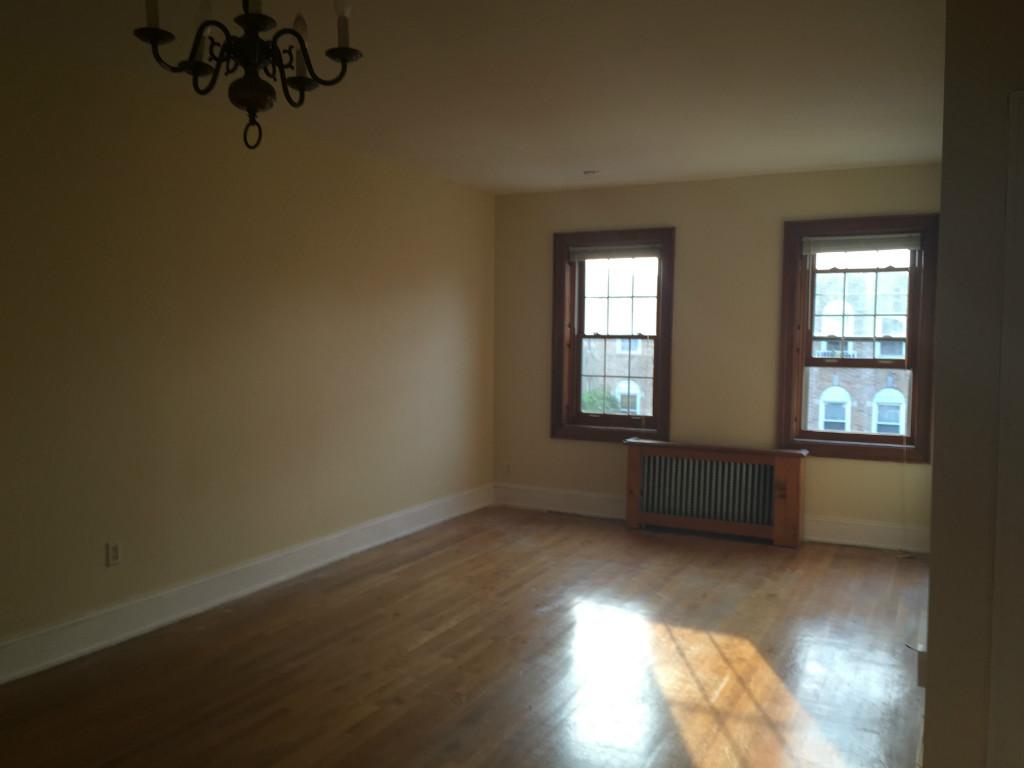 Primary Photo - 2223 35th St