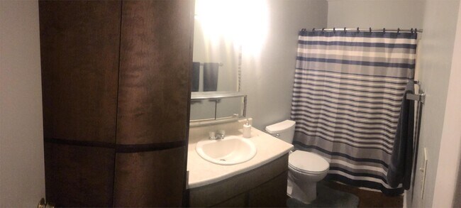 Foto del edificio - 427 E Mesquite Ave