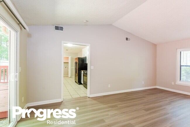 Building Photo - 2994 Fetlock Dr SW