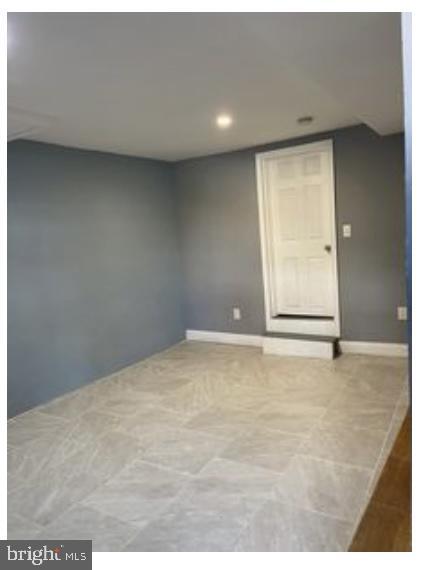 Foto del edificio - 5611-UNIT Gainor Rd