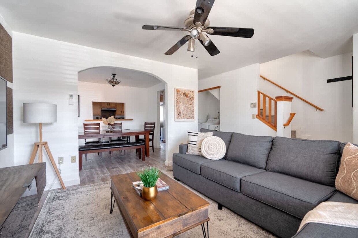 Foto principal - 5040 NE 18th Ave