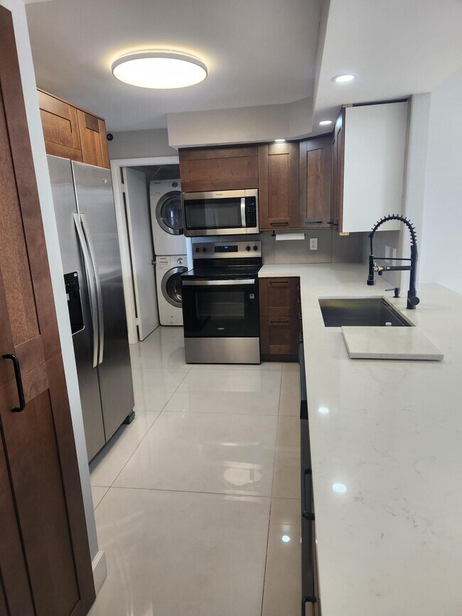 Foto del edificio - 5301 NW 2nd Ave