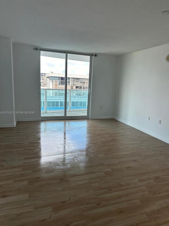 Foto del edificio - 2101 Brickell Ave