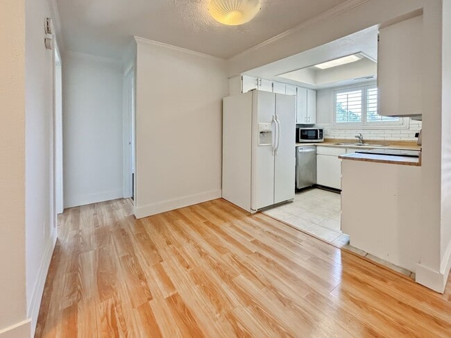 Foto del edificio - 4650 Quail Park Dr