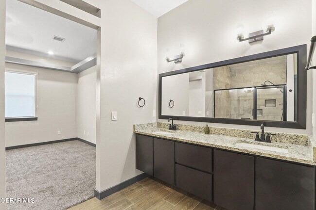 Building Photo - 12312 Desert Palms Ave