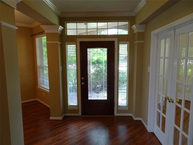 Foto del edificio - 12431 Aliso Bend Ln