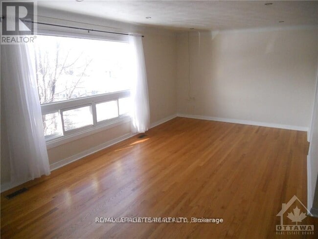 Building Photo - 77-77 Burland St