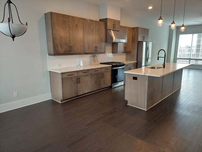 Foto del edificio - New Construction Executive Rental Availabl...