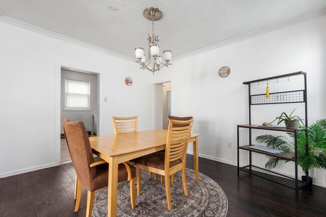 Foto del edificio - 8511 Smith Ave