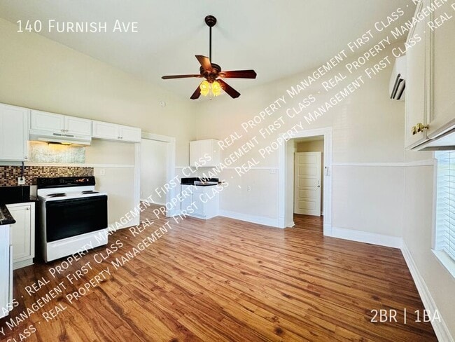 Foto del edificio - 140 Furnish Ave