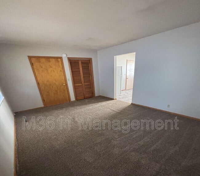 Building Photo - 5313 Leighton Ave