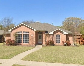 Building Photo - 1212 Harvard Ln