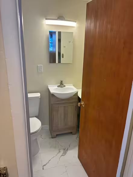 Foto del edificio - 807 W Madison St