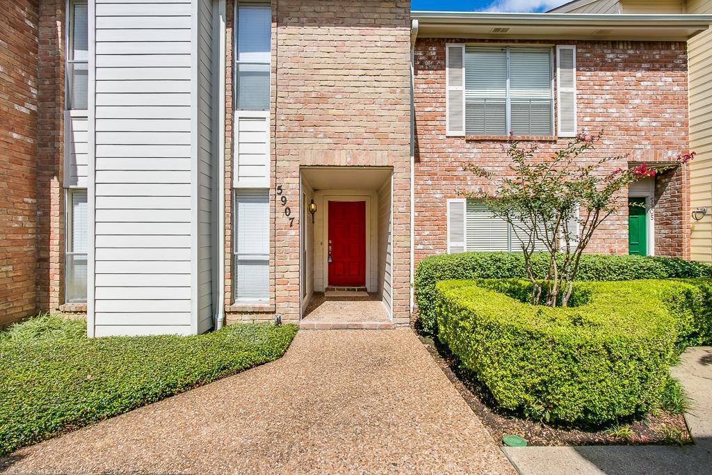 5907 Woodway Place Ct, Houston, TX 77057 Condo for Rent in Houston, TX
