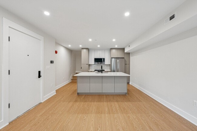 Foto del edificio - 2134 Wisconsin Ave NW