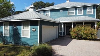 Building Photo - 11949 Riverhills Dr