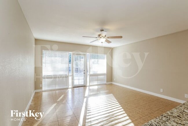 Foto del edificio - 5015 N 20th Ave