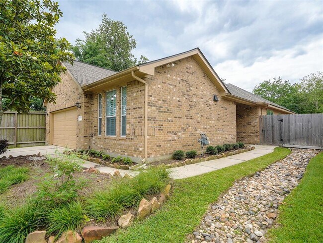 Building Photo - 7 Haversham Ct