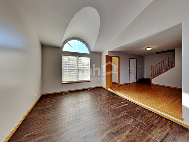 Building Photo - 7406 Southworth Cir