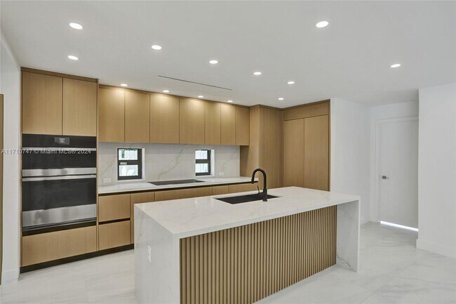 Foto del edificio - 21220 NE 20th Ct