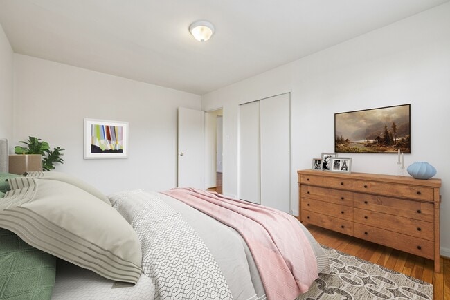 Building Photo - Battery Lane Apartments