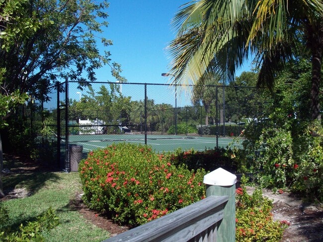 Building Photo - 3655 Seaside Dr