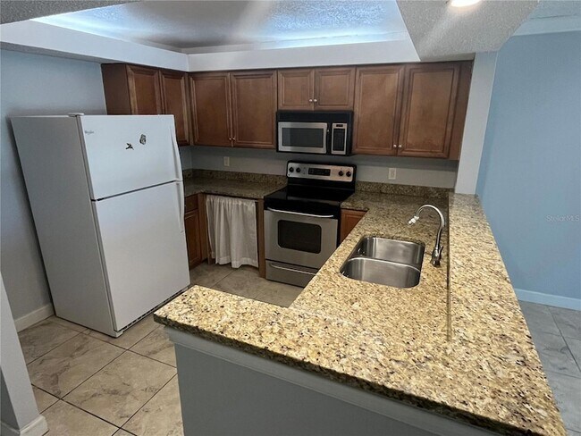 Foto del edificio - 2740 Coconut Bay Ln