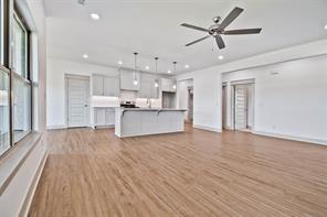 Building Photo - 2105 Dobbs St