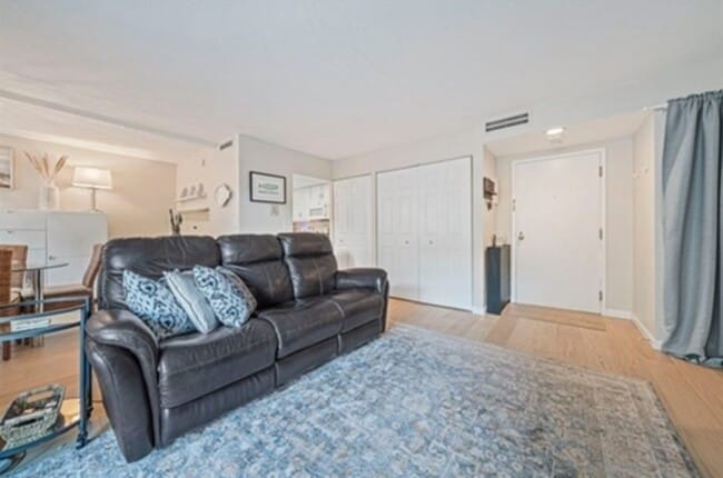 Foto del edificio - 73 Broad Reach