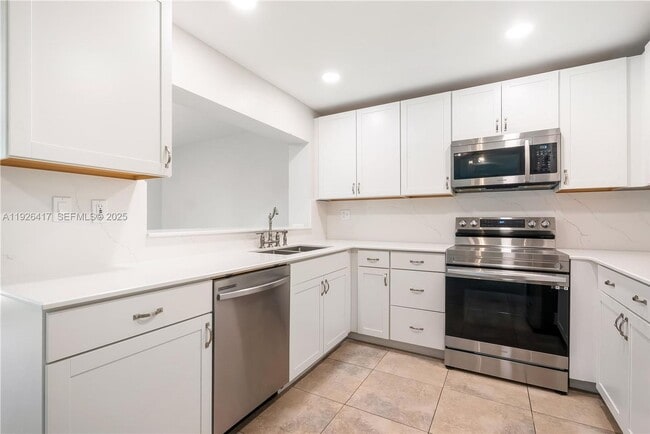 Photo - 8172 NW 67th Ave House