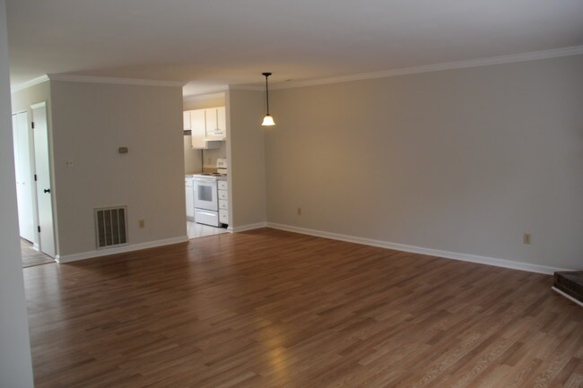 Foto del edificio - 17 Georgetown Ct