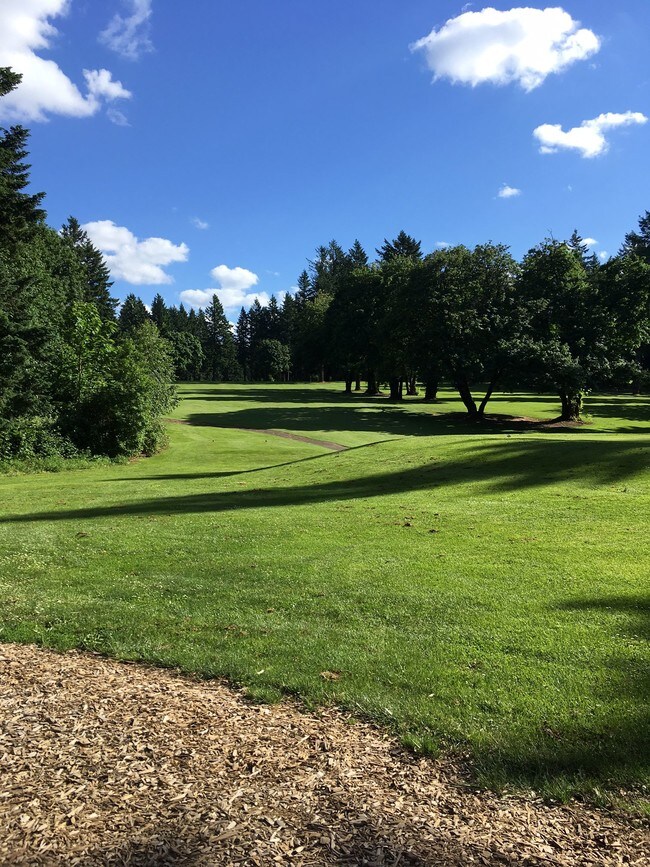 Ascot 146 Apartments Apartments Portland, OR