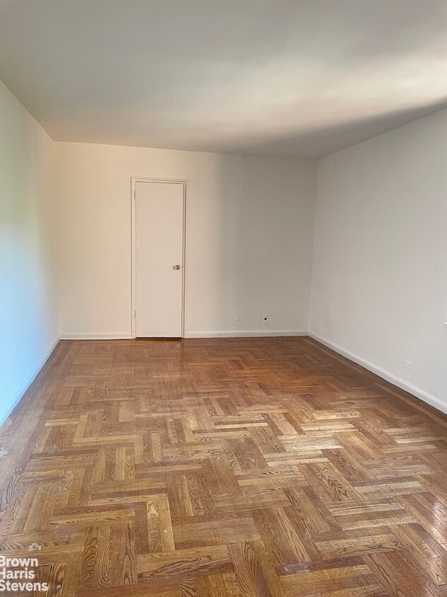 2980 Briggs Ave Unit 3E, The Bronx, NY 10458 Room for Rent in The