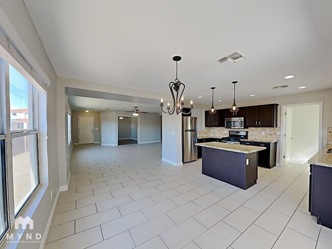 Foto del edificio - 13668 E Diablo Creek Dr