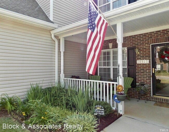 Building Photo - 3 br, 2.5 bath House - 10817 Laurnet Place