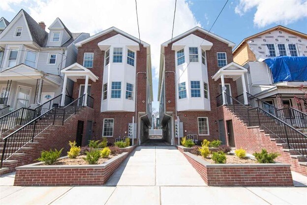 Foto del edificio - 133 Arlington Ave
