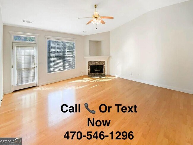 Foto del edificio - 105 Mashburn Pl