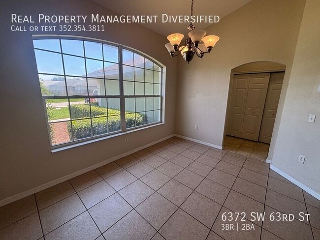 Building Photo - 6372 SW 63rd St