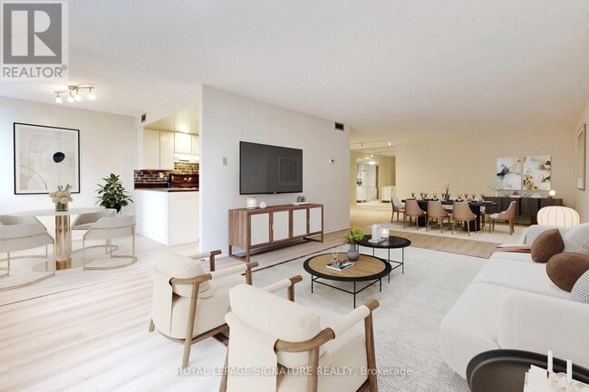 Photo du bâtiment - 360 Bloor St E