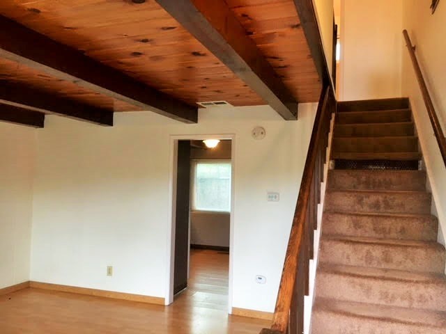 Building Photo - DOWNTOWN ST. HELENA! 2BED/1.5 BATH TOWNHOME!