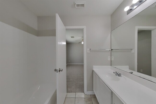 Foto del edificio - 8707 Texas Acorn Ave