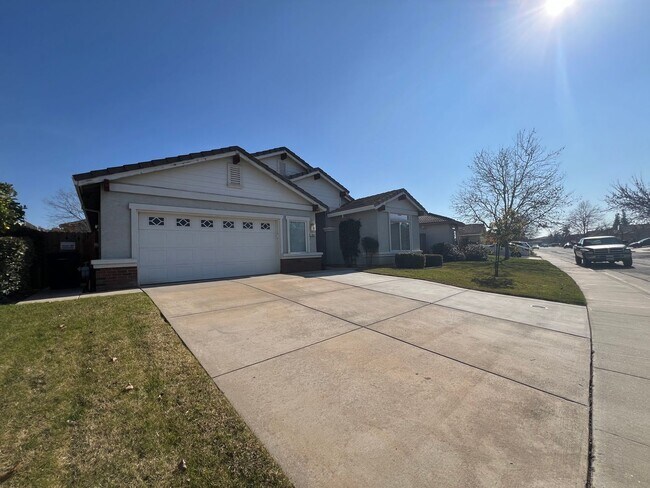 Foto del edificio - Newly Renovated